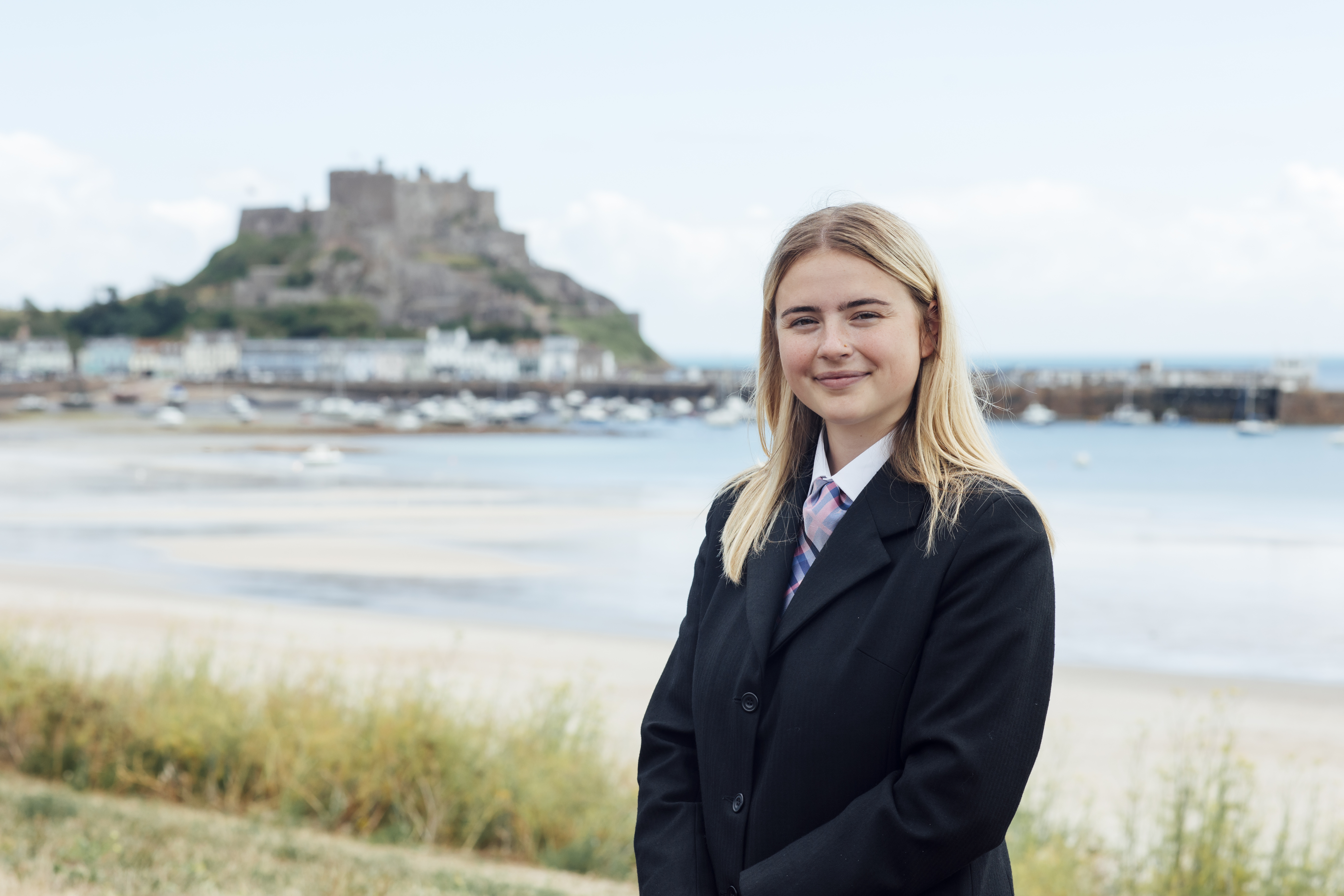 Leah De Rosa, Funeral Director